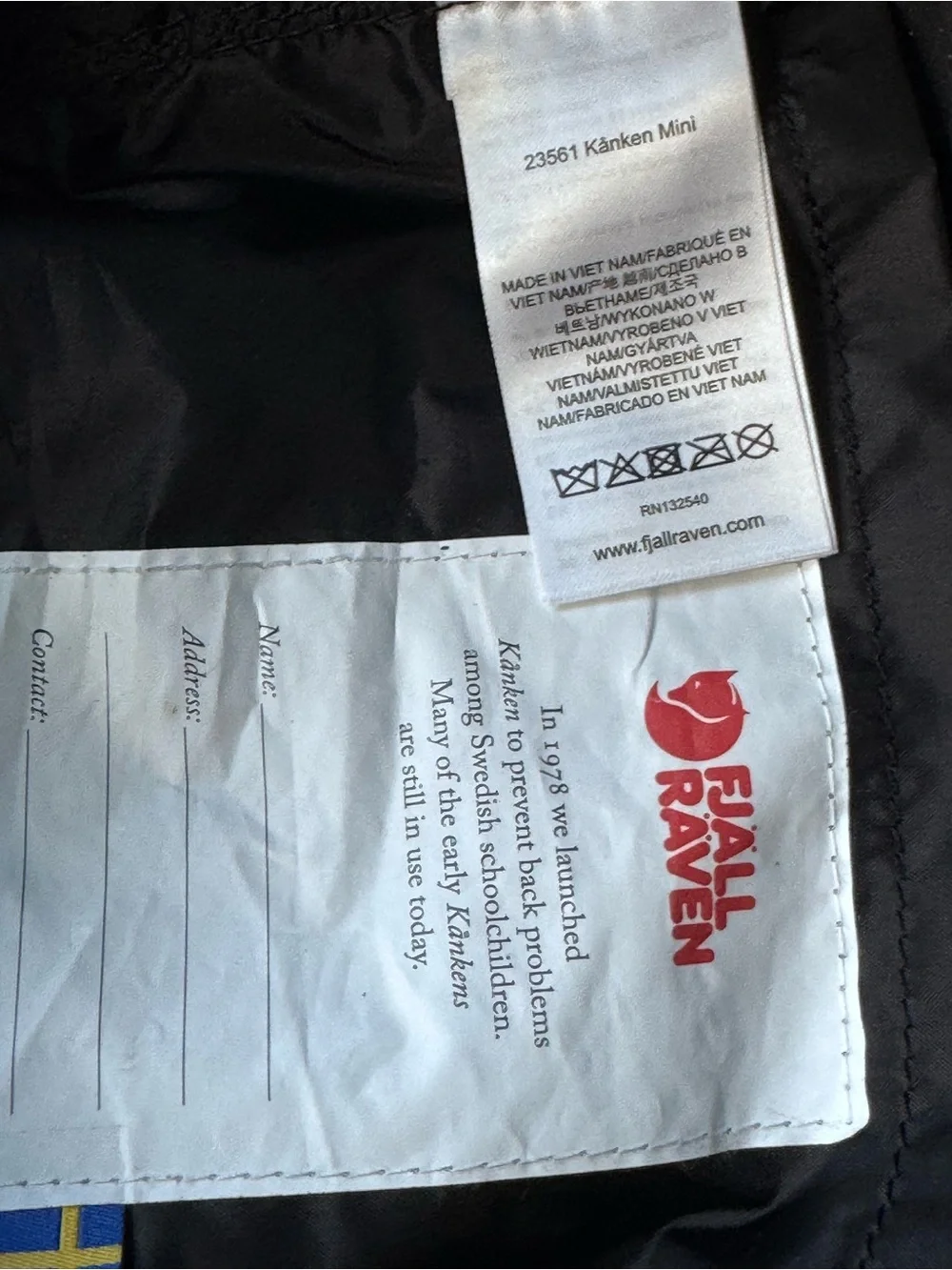 Authentic Fjällräven Kånken Mini Backpack - Classic Black Style 23561